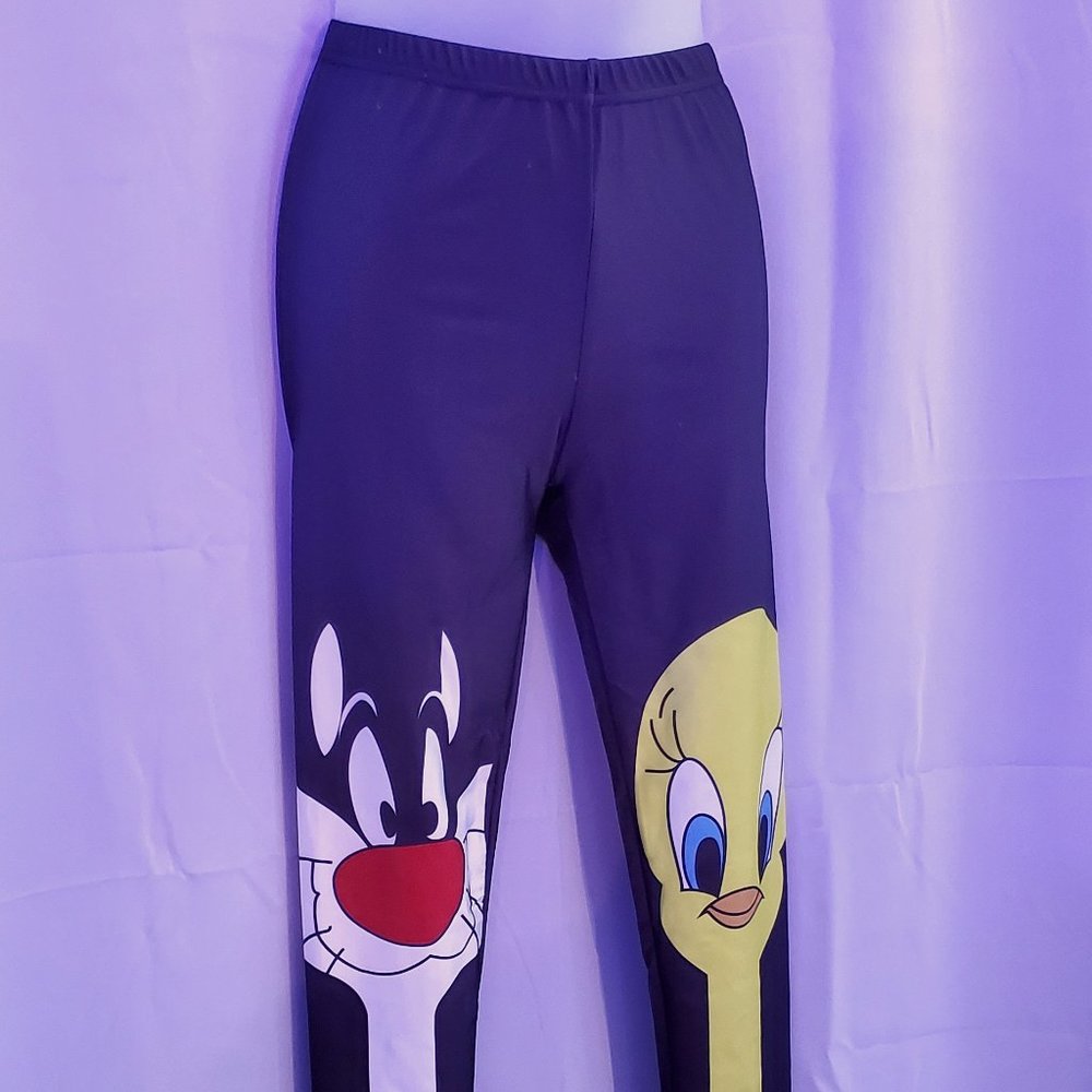 3 for $25 / Brand-new Looney Tunes leggings